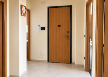 Foto 11 - Trilocale Via Giuseppe Verdi
 
13, Nichelino - foto 9