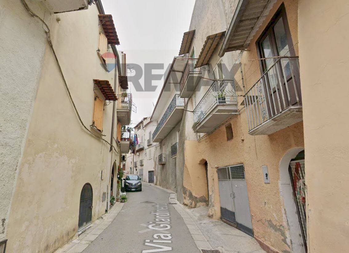 Edificio all\'aperto - Quadrilocale Via Isonzo
 
12, Carinola - foto 3