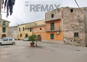 Edificio all\'aperto - Quadrilocale Via Isonzo
 
12, Carinola - foto 5