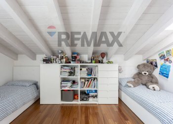 Camera / camera da letto - Three-room apartment Via Sant'Ambrigio
 
21, Triuggio - photo 27