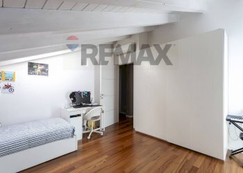 Camera / camera da letto - Three-room apartment Via Sant'Ambrigio
 
21, Triuggio - photo 30