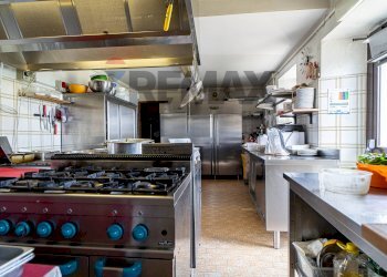 Cucina - Locale Commerciale strada del fagiano
31, Terenzo - foto 10