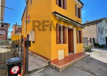 Casa all\'aperto - Independent house via lampedusa
 
34, Vicenza - photo 1