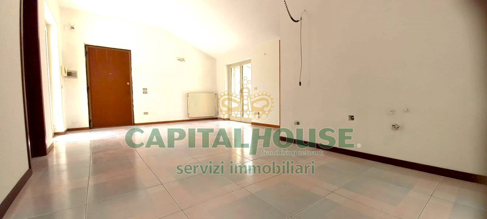 Foto 1 - Attic piazza medaglie d'oro, Capua - photo 1