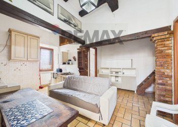 Soggiorno - Two-room apartment Via Ciavarani
 
7, Formello - photo 3