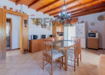 Sala da pranzo - Villa via Esterna Cozzo Ingrassia
 
20, Monreale - foto 19