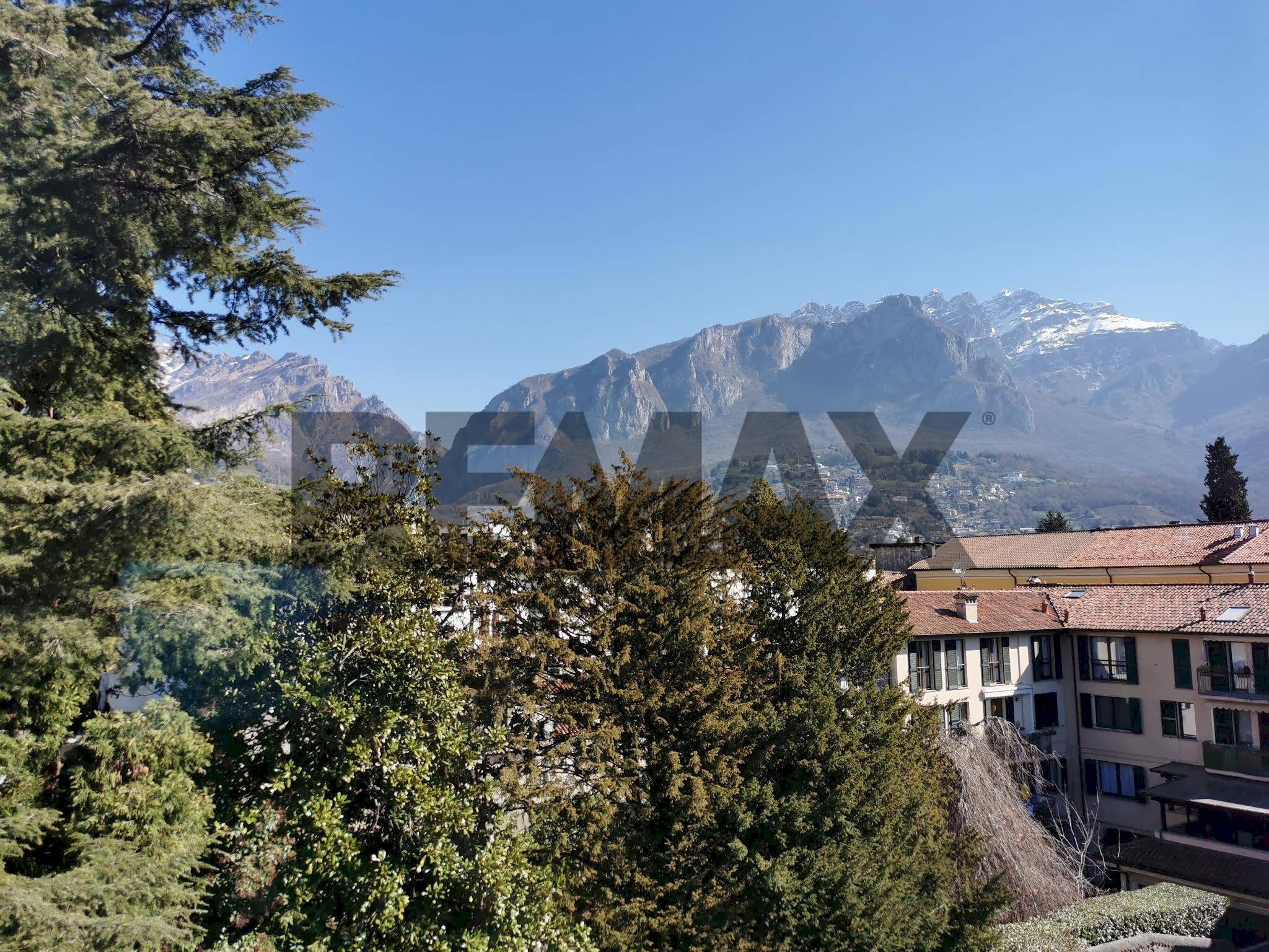 Vista delle montagne - Four-room apartment corso Giacomo Matteotti
 
33, Lecco - photo 1