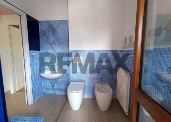 Bagno - Four-room apartment corso Giacomo Matteotti
33, Lecco - photo 12
