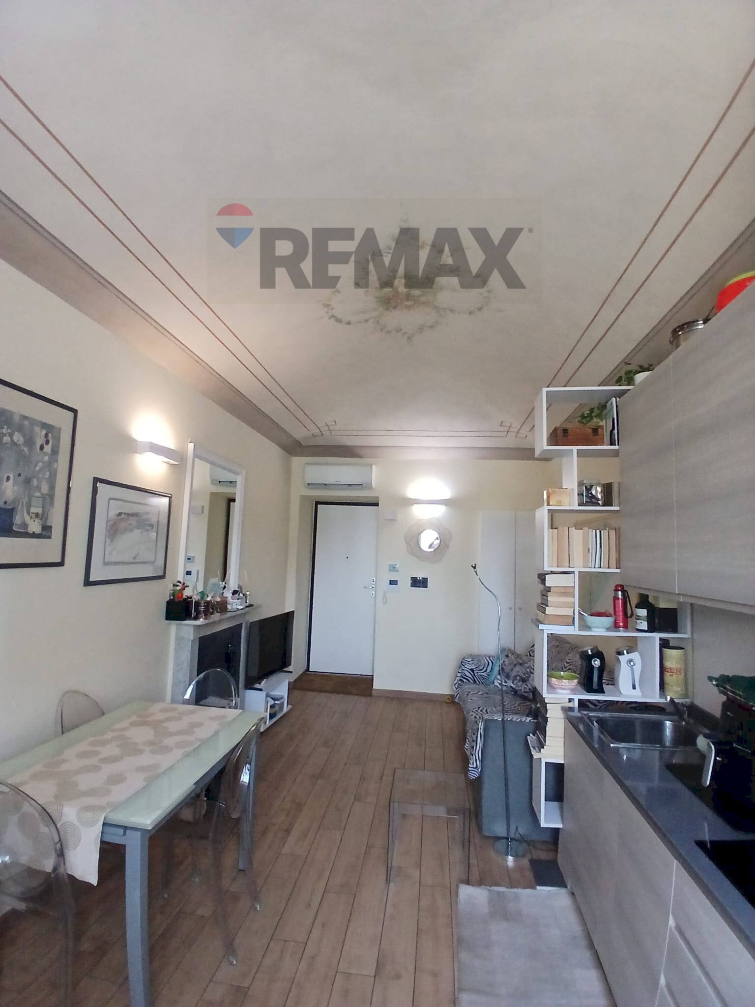 Sala da pranzo - Two-room apartment corso San Martino
 
10, Torino - photo 1