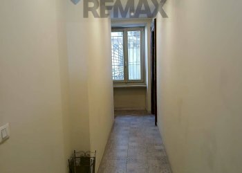 Hall / corridoio - Two-room apartment corso San Martino
 
10, Torino - photo 12