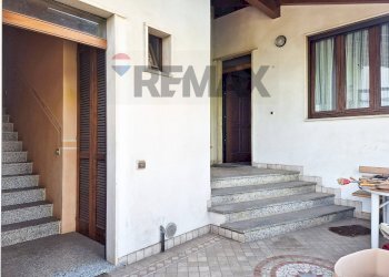 Scale - Villa Via De Amicis
 
86, Fagnano Olona - photo 6