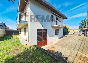 Casa all\'aperto - Villa Via De Amicis
 
86, Fagnano Olona - photo 28