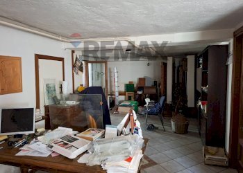 Ufficio - Villa Via De Amicis
 
86, Fagnano Olona - photo 31