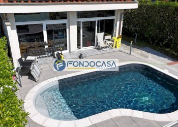 Facciata - Villa via edoardo francalanci, Massarosa - foto 8