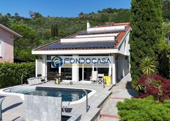 Facciata - Villa via edoardo francalanci, Massarosa - foto 10