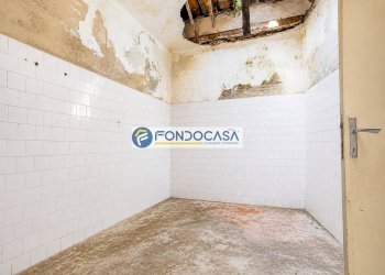 stanza 4 - Attività Commerciale via guglielmo marconi, Seravezza - foto 10