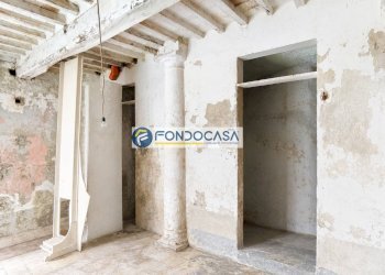stanza 6 - Attività Commerciale via guglielmo marconi, Seravezza - foto 17