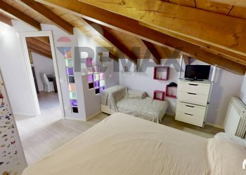 Camera / camera da letto - Independent house via Dante
 
7, Basiglio - photo 42