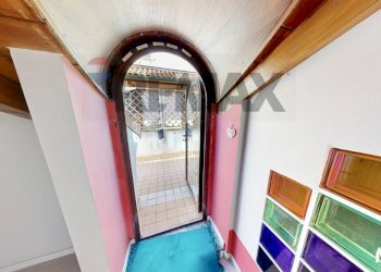 Hall / corridoio - Independent house via Dante
 
7, Basiglio - photo 44