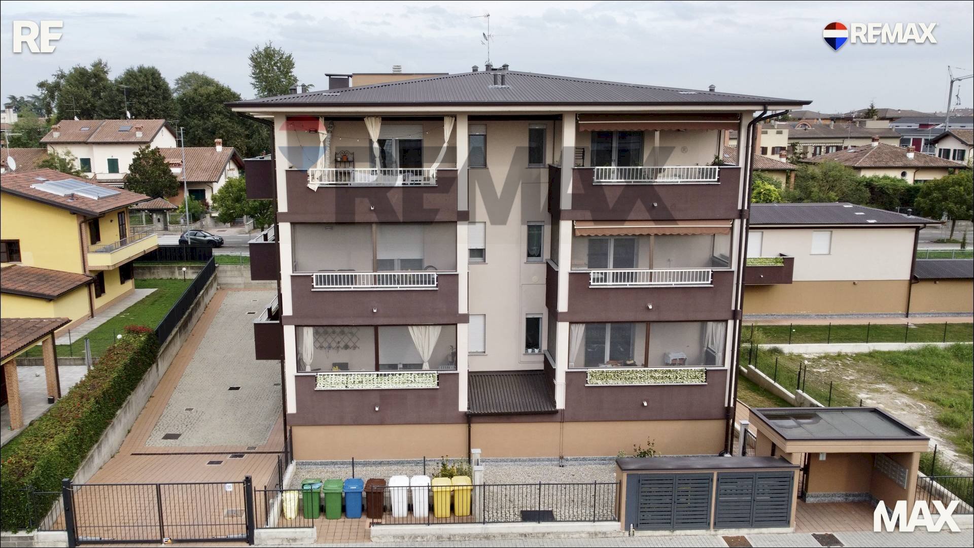 Edificio all\'aperto - Three-room apartment via Bachelet
 
17, Siziano - photo 2