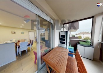 Sala da pranzo - Trilocale via Bachelet
 
17, Siziano - foto 11