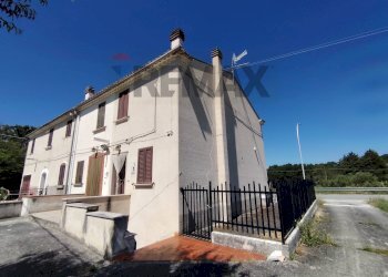 Casa all\'aperto - Casa semi indipendente Contrada Piana di Sciarra
 
snc, Pietracupa - foto 22