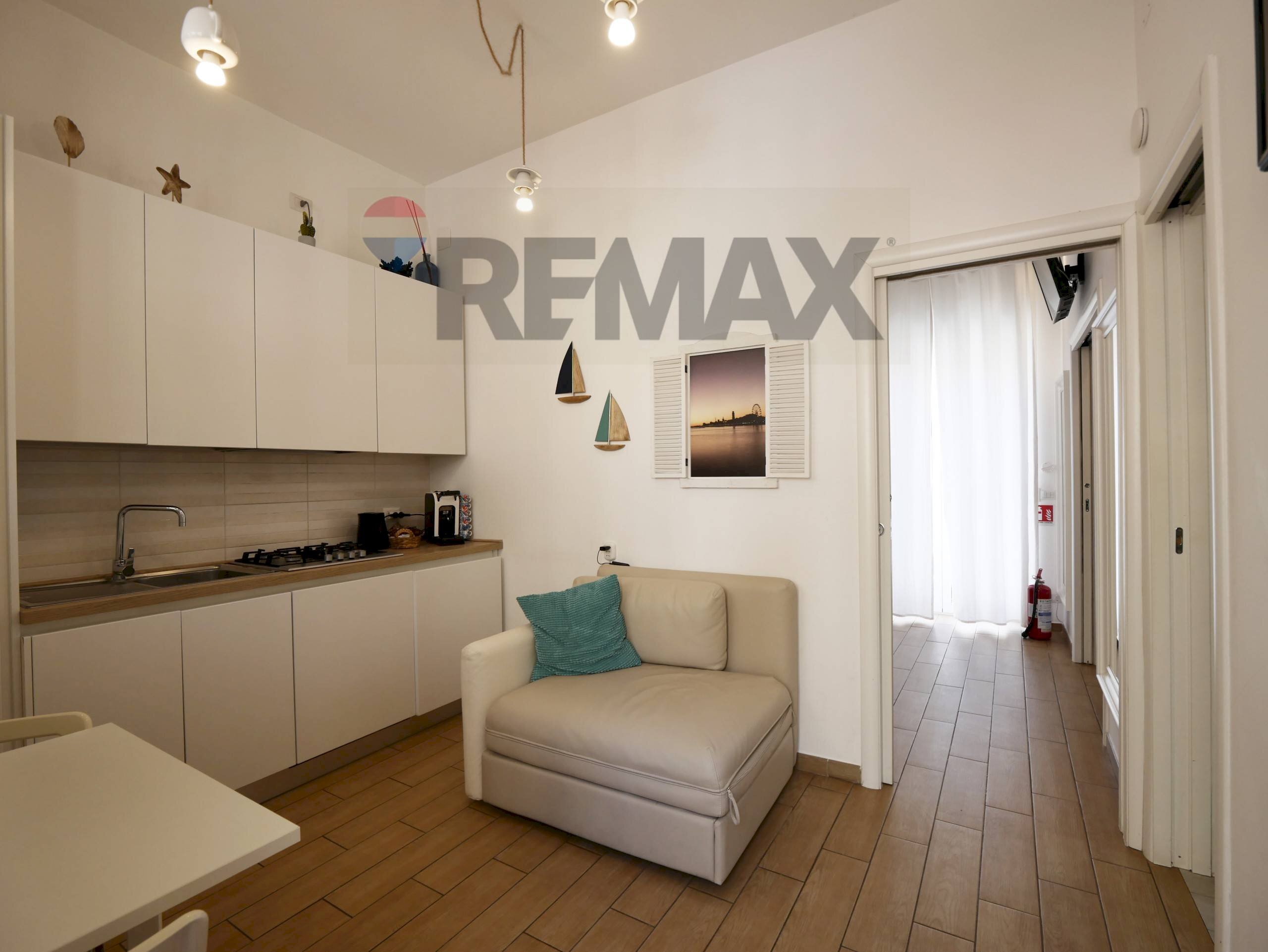 Soggiorno - Two-room apartment Strada Porto Nuovo
 
2, Bari - photo 1
