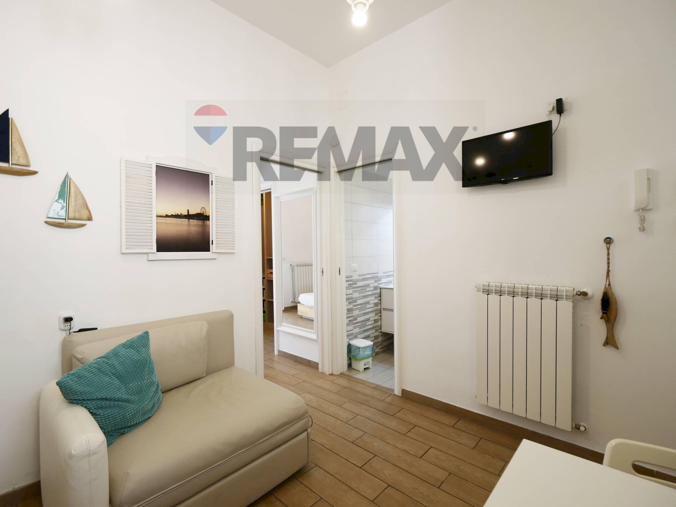 Soggiorno - Two-room apartment Strada Porto Nuovo
 
2, Bari - photo 3
