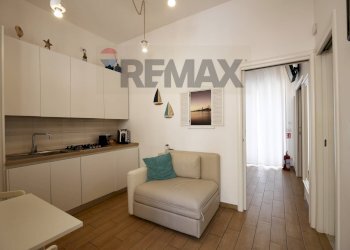 Soggiorno - Two-room apartment Strada Porto Nuovo
 
2, Bari - photo 1