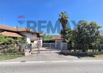 Casa all\'aperto - Villa via oleggio castello
 
17, Paruzzaro - photo 3