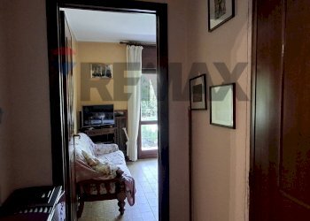 Hall / corridoio - Villa via oleggio castello
 
17, Paruzzaro - photo 39