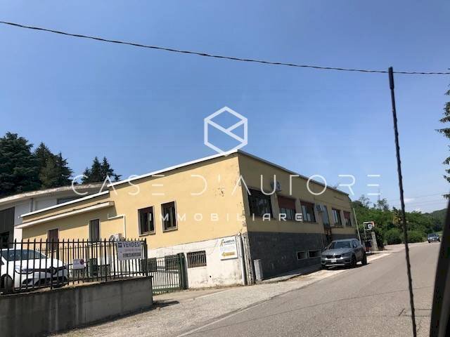 Foto 2 - Capannone via gramsci, Gazzada Schianno - foto 2
