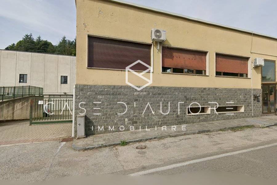 Foto 3 - Capannone via gramsci, Gazzada Schianno - foto 3