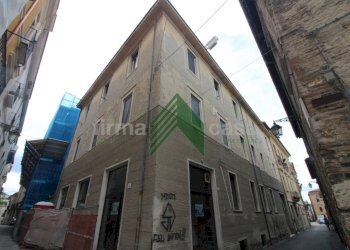 Palazzo - Trilocale via Torre Bruciata
3, Teramo - foto 1