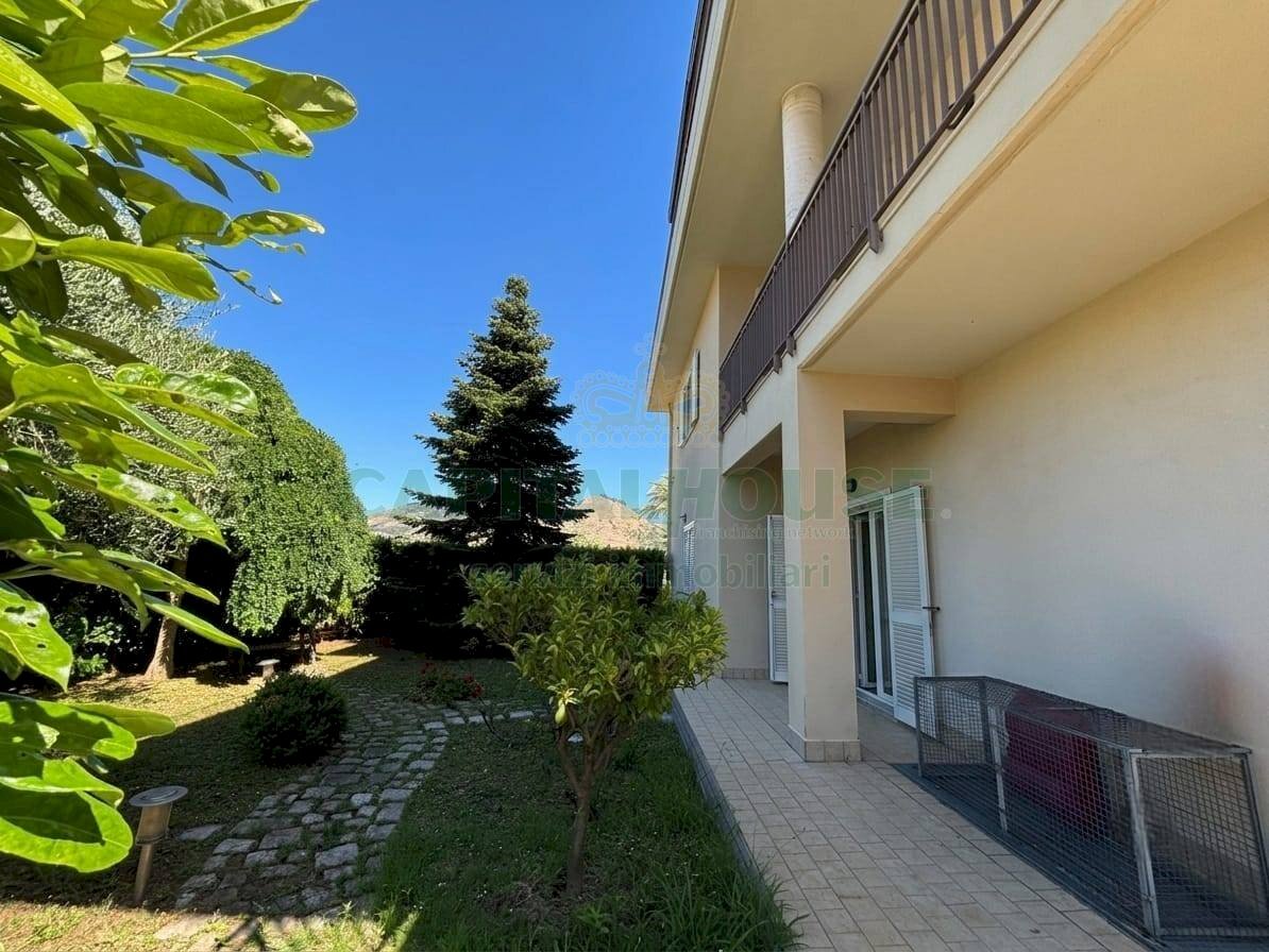 Foto 3 - Villa Corso Caracciolo, Mercato San Severino - photo 3