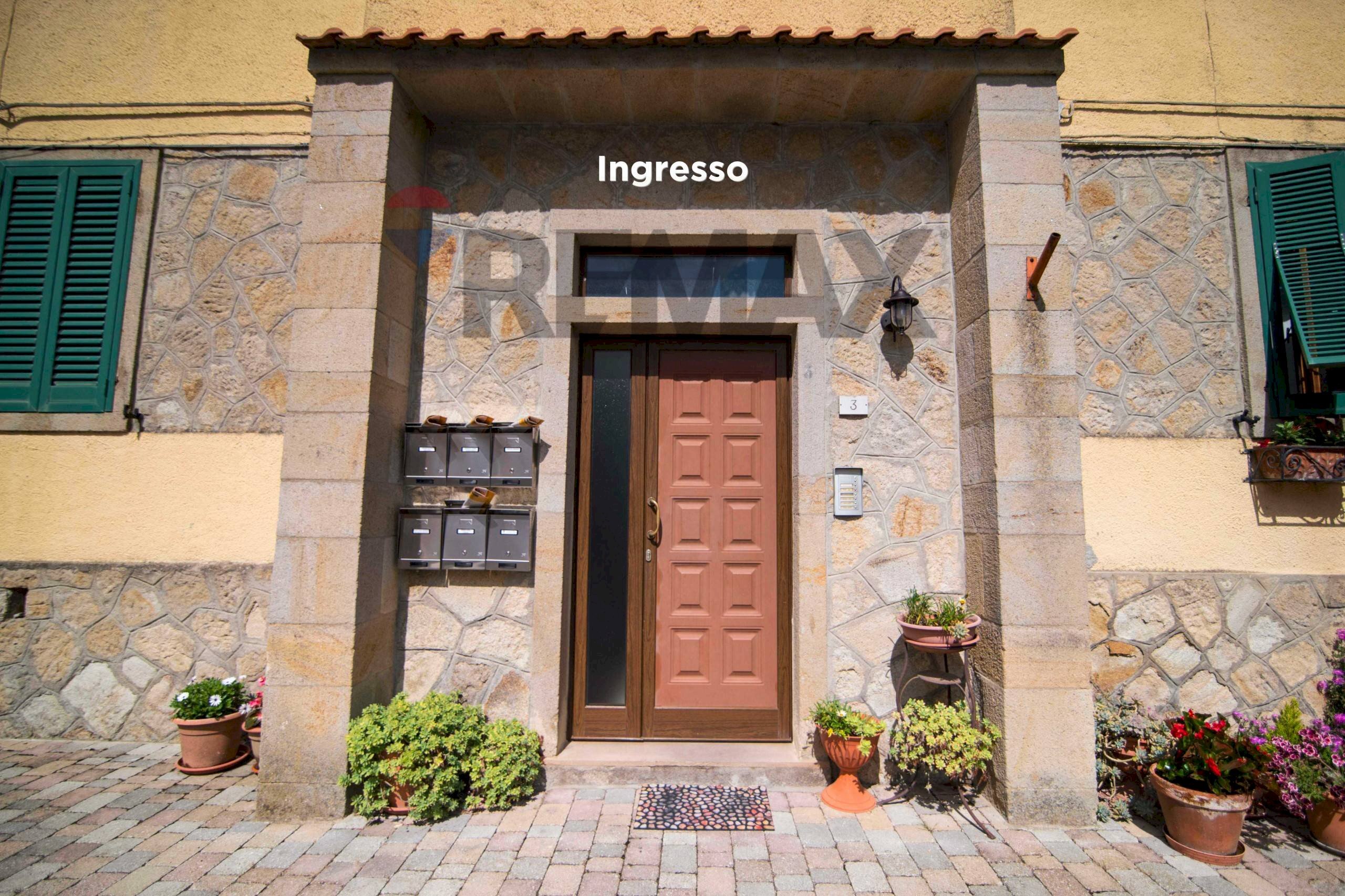 Edificio all\'aperto - Apartment PIAZZA XXV APRILE
 
3, Roccastrada - photo 1