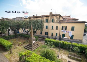 Edificio all\'aperto - Apartment PIAZZA XXV APRILE
 
3, Roccastrada - photo 3