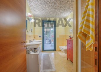 Bagno - Villa Via Carlo Tira
 
1, Volongo - foto 16