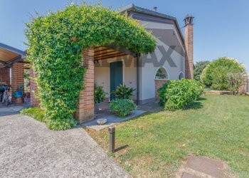 Casa all\'aperto - Villa Via Carlo Tira
 
1, Volongo - foto 33