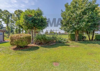 Giardino - Villa Via Carlo Tira
 
1, Volongo - foto 37