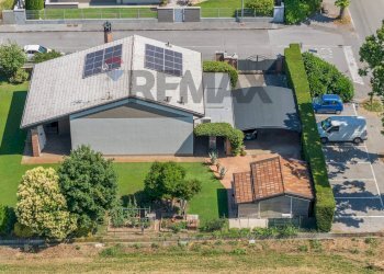 Casa all\'aperto - Villa Via Carlo Tira
 
1, Volongo - foto 41