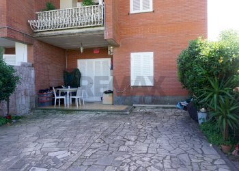 Terrazza - Two-room apartment Via Catanzaro
 
13, Ardea - photo 10