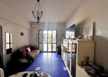 Soggiorno - Two-room apartment Via Catanzaro
 
13, Ardea - photo 22