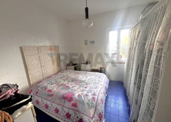 Camera / camera da letto - Two-room apartment Via Catanzaro
 
13, Ardea - photo 28