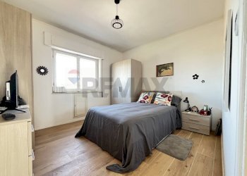Camera / camera da letto - Attic VIA BOLOGNA, Ardea - photo 13