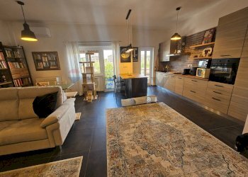 Cucina - Three-room apartment VIA DELLA BUFALOTTA
174, Roma - photo 5