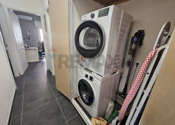 Lavanderia - Three-room apartment VIA DELLA BUFALOTTA
174, Roma - photo 42