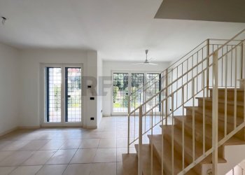 Scale - Villa VIA PARAGGI, Fiumicino - photo 10