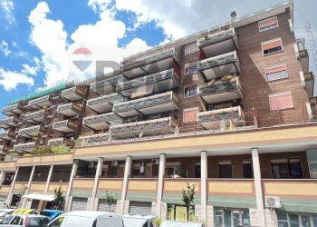 Edificio all\'aperto - Apartment Via Benedetto Croce
97, Roma - photo 1