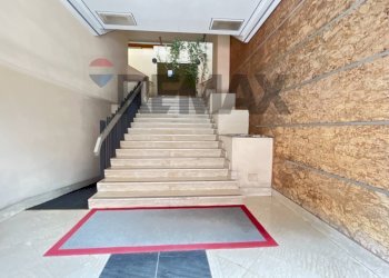 Ricezione / Lobby - Apartment Via Benedetto Croce
97, Roma - photo 18